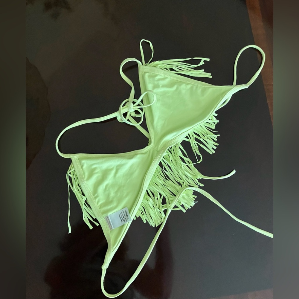 L⭐️Space triangle Fringe Bikini Top - Picture 3 of 6
